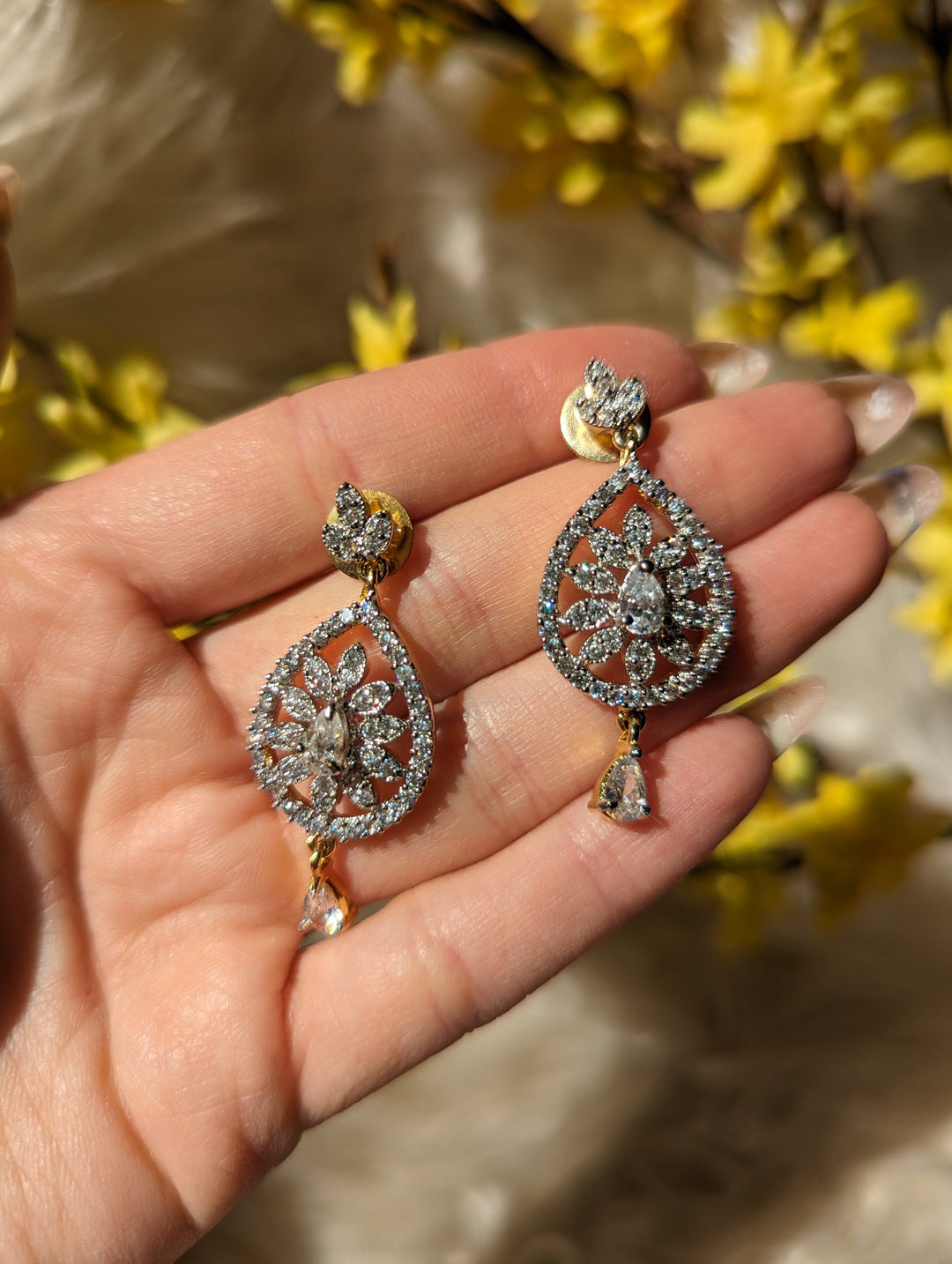Vintage - Rhinestone Crystal Drop Earrings