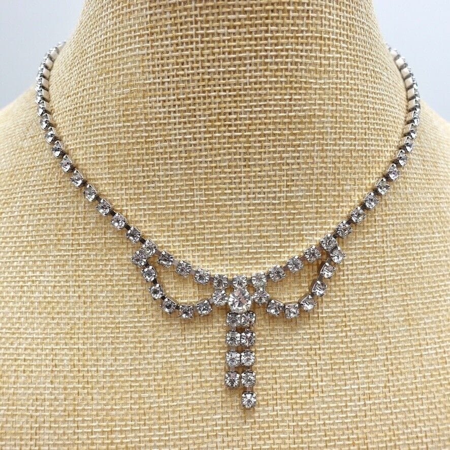 Vintage - Silver Tone Rhinestone Bow Necklace