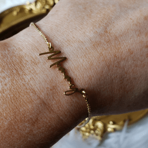 mommy gold bracelet