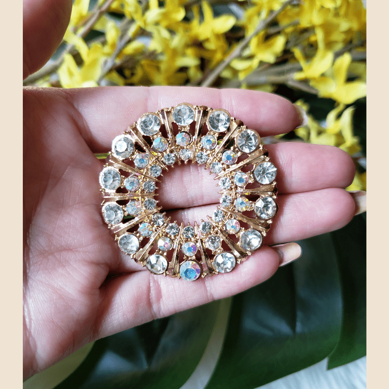 Vintage - Circular Rhinestone Brooch – Blue Urbane