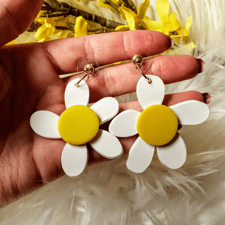 daisy polymer clay earrings